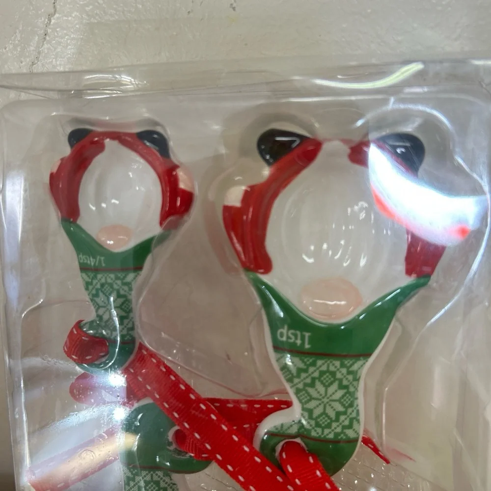 Signature select ceramic gnome holiday Christmas measuring spoon set‎ 4pc